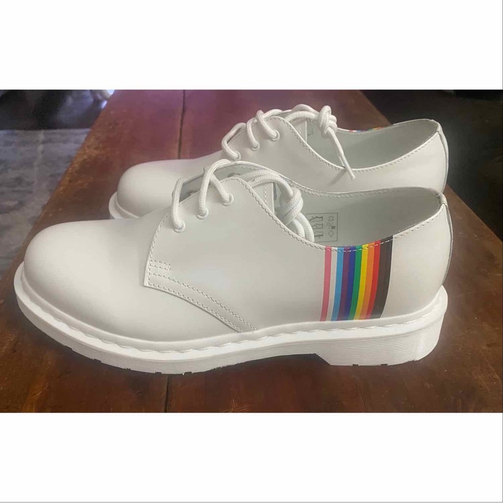 Dr. Martens 1461 FOR PRIDE SMOOTH LEATHER OXFORD SHOES - NEW W/O TAGS